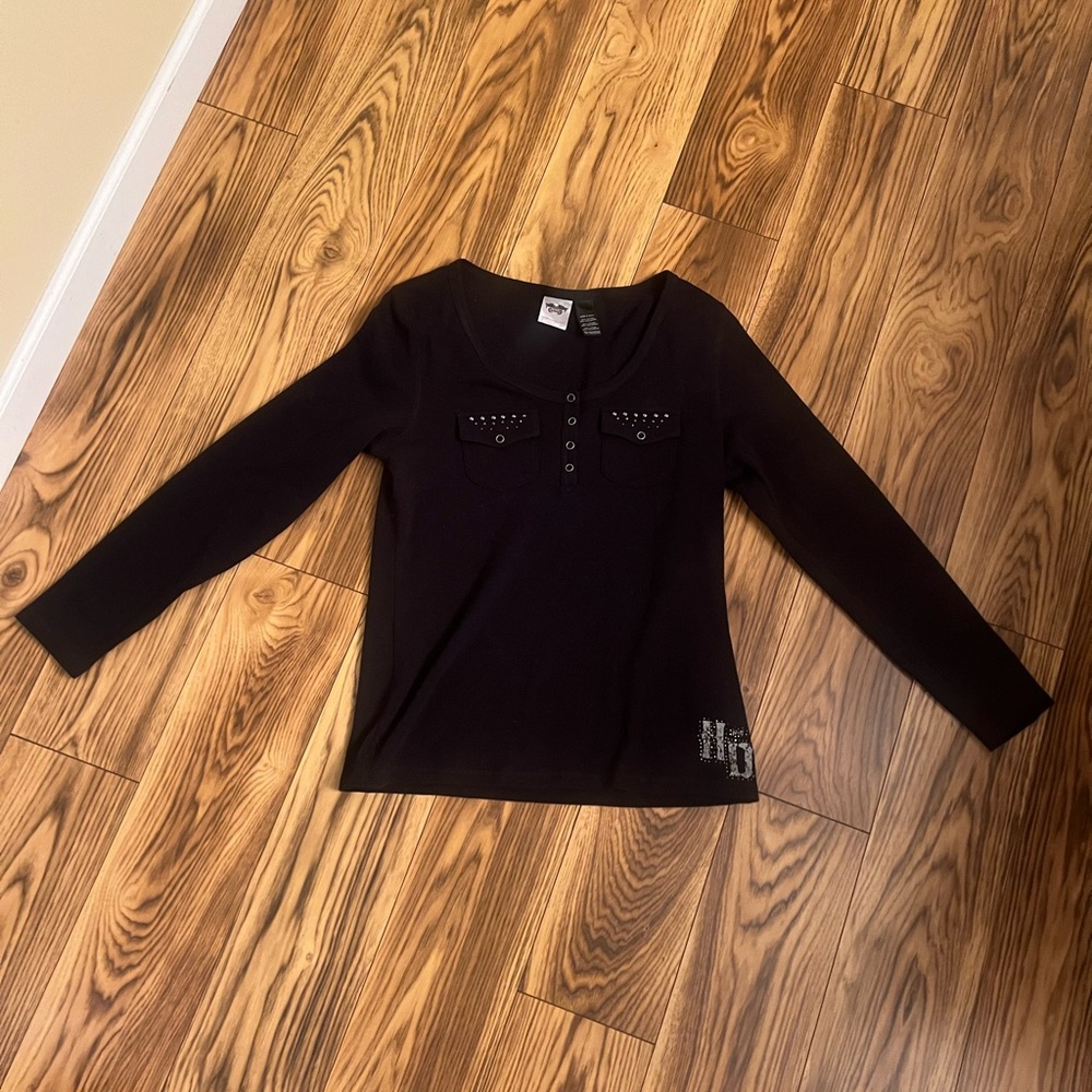 Women’s Harley Davison long sleeve shirt with studs - size XL